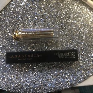 Anastasia liquid & APPEAL creme lipstick $41retail